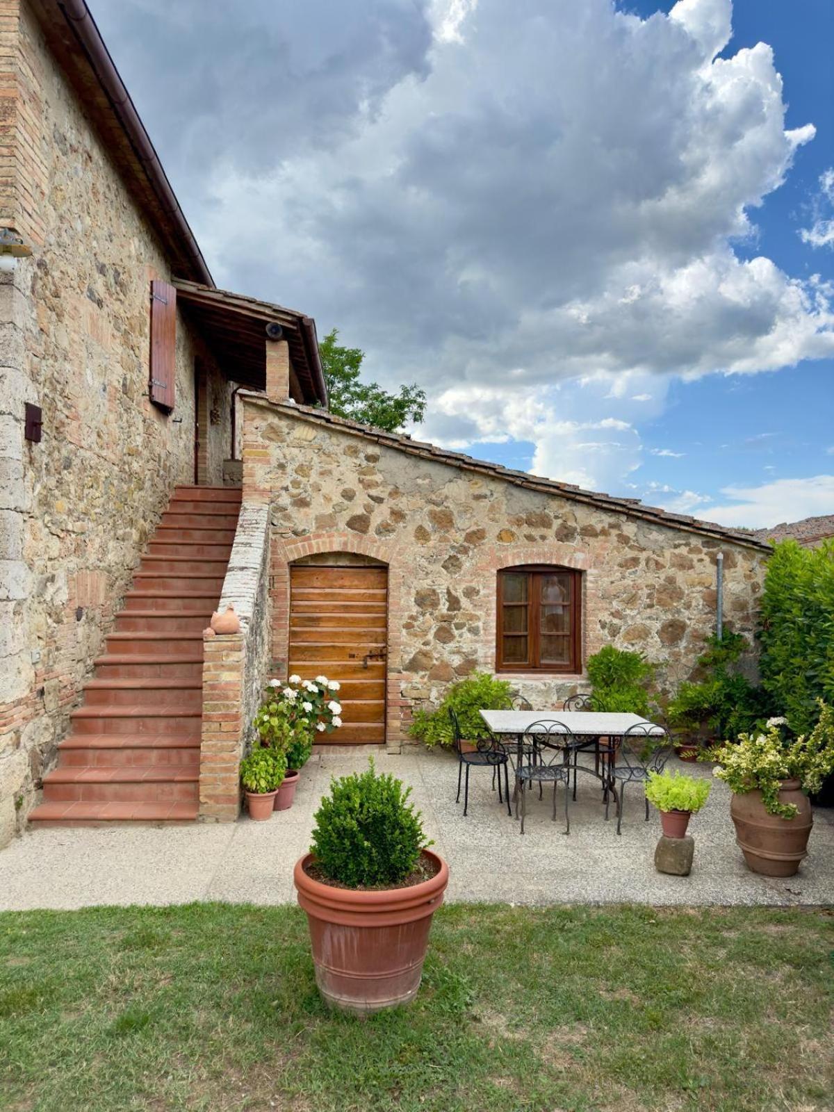 Agriturismo La Peschiera Casole dʼElsa المظهر الخارجي الصورة