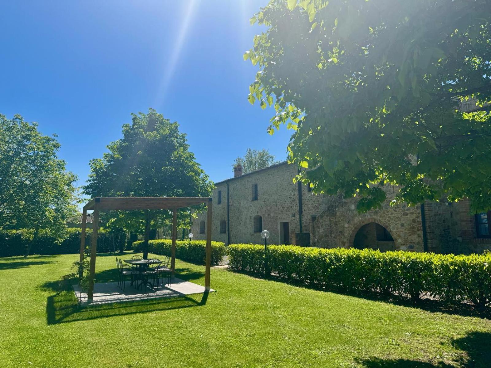 Agriturismo La Peschiera Casole dʼElsa المظهر الخارجي الصورة