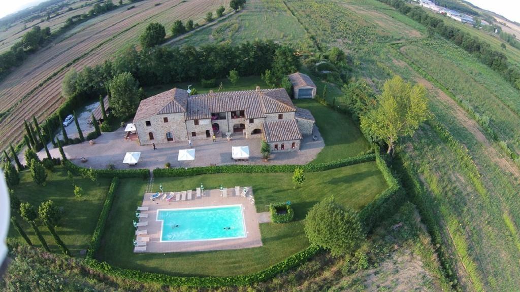 Agriturismo La Peschiera Casole dʼElsa المظهر الخارجي الصورة