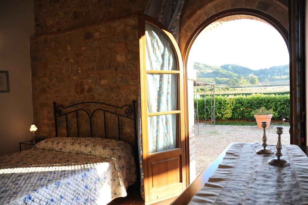 Agriturismo La Peschiera Casole dʼElsa المظهر الخارجي الصورة